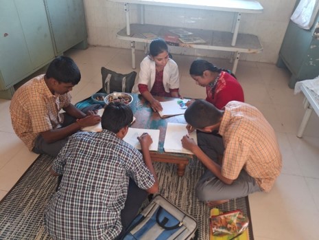 DRAWING AND PAINTING Photo 2